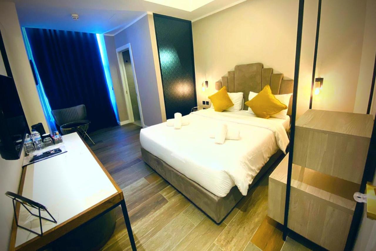 Cinematique Hotel Mosta Eksteriør billede